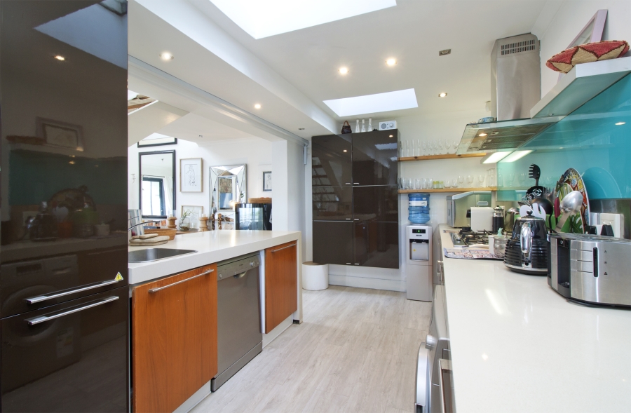4 Bedroom Property for Sale in Misty Cliffs Western Cape